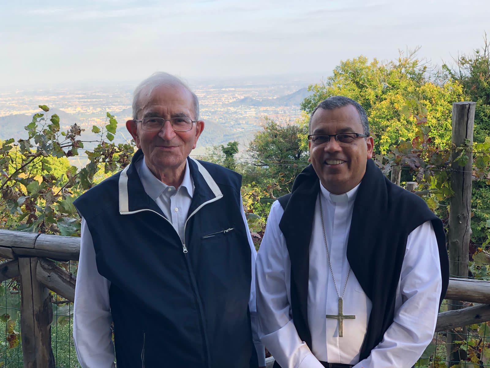 Com Monsenhor Giorgio Fachin, em Padova.