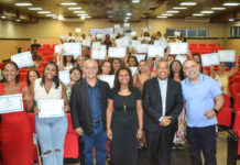 Diocese entrega certificados do programa Capacita em Rede