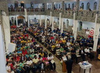 Simpósio Teológico reúne fiéis nos vicariatos durante o I Congresso Eucarístico Diocesano